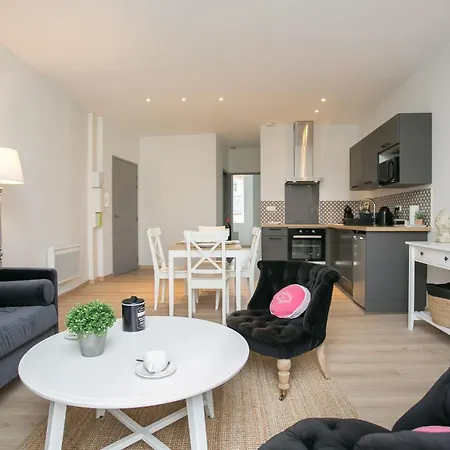 Apartament Logis Des Halles Du Coderc