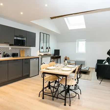 Apartament Logis Des Halles Du Coderc *