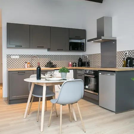 Logis Des Halles Du Coderc * Périgueux