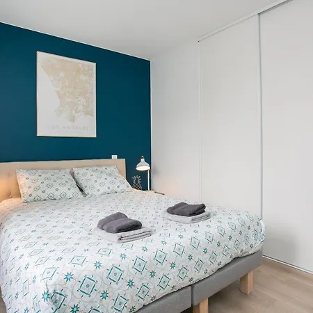 Logis Des Halles Du Coderc