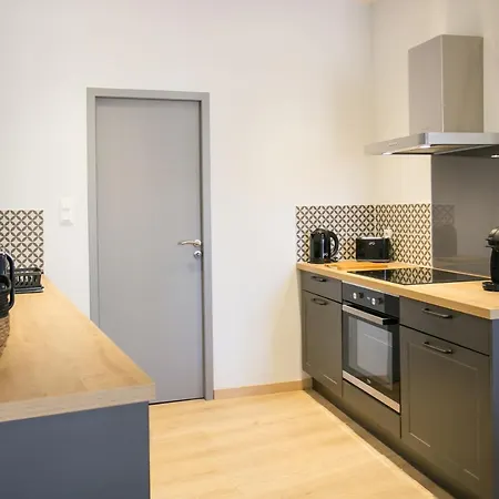 Logis Des Halles Du Coderc Appartamento *