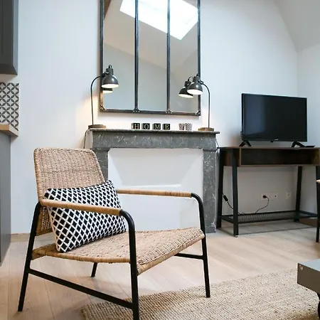 Logis Des Halles Du Coderc Appartamento