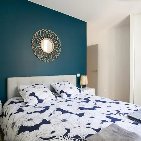 Logis Des Halles Du Coderc