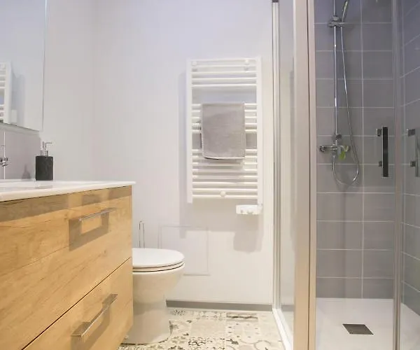 Logis Des Halles Du Coderc