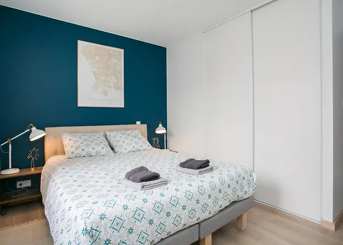 Logis Des Halles Du Coderc