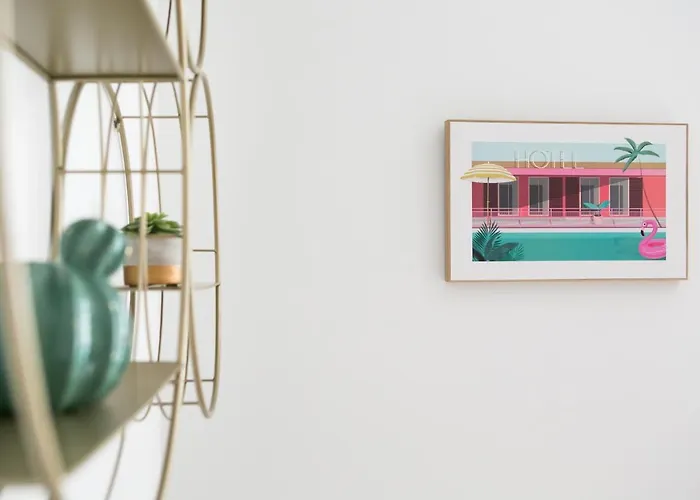 Logis Des Halles Du Coderc